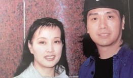 策划爆料衣服怎么做视频,轻松制作衣服展示视频教程